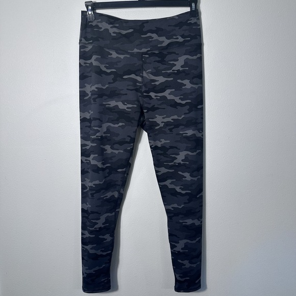 Maurices Gray Length 26" High Rise Camouflage Women's Luxe Leggings size L - Picture 2 of 9